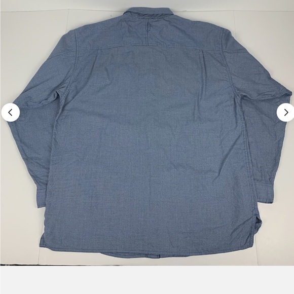 North Face  Activewear Utility  shirt with pockets . - Picture 4 of 9